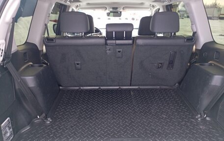 Toyota Land Cruiser Prado 150 рестайлинг 2, 2017 год, 5 200 000 рублей, 12 фотография