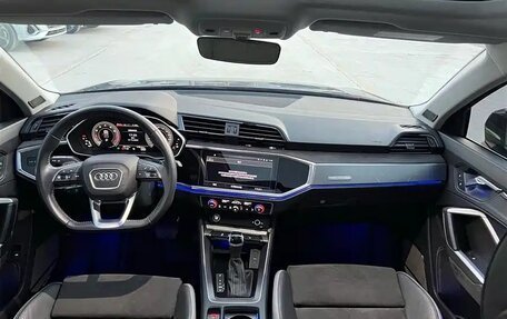 Audi Q3, 2022 год, 2 390 090 рублей, 10 фотография