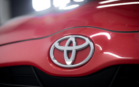 Toyota Yaris, 2020 год, 1 365 000 рублей, 9 фотография