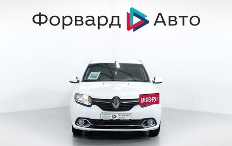 Renault Logan II, 2015 год, 499 990 рублей, 2 фотография