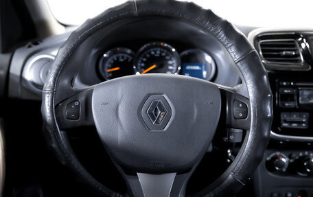 Renault Logan II, 2015 год, 499 990 рублей, 14 фотография