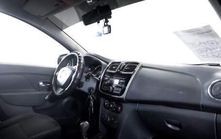 Renault Logan II, 2015 год, 499 990 рублей, 16 фотография