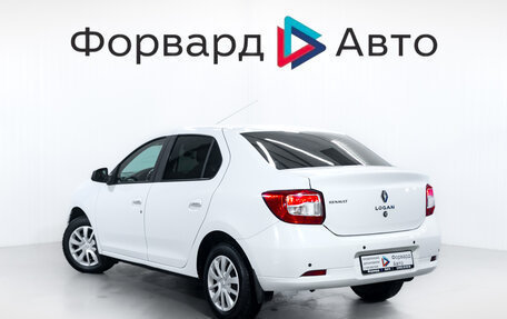Renault Logan II, 2015 год, 499 990 рублей, 5 фотография