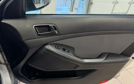 KIA Optima III, 2012 год, 900 000 рублей, 16 фотография