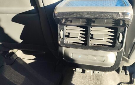 Land Rover Range Rover Evoque II, 2025 год, 6 500 000 рублей, 17 фотография