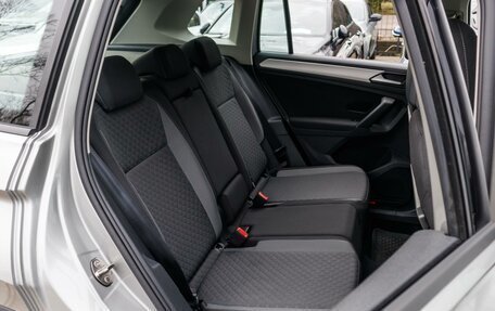 Volkswagen Tiguan II, 2020 год, 2 450 000 рублей, 13 фотография