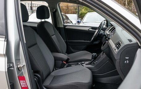 Volkswagen Tiguan II, 2020 год, 2 450 000 рублей, 14 фотография