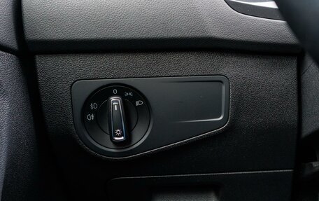 Volkswagen Tiguan II, 2020 год, 2 450 000 рублей, 26 фотография