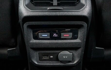 Volkswagen Tiguan II, 2020 год, 2 450 000 рублей, 29 фотография