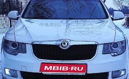 Skoda Superb III рестайлинг, 2012 год, 840 000 рублей, 1 фотография