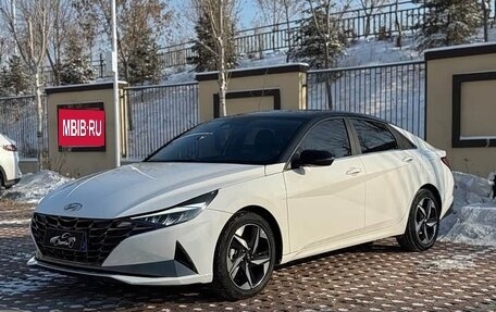 Hyundai Elantra, 2022 год, 1 670 000 рублей, 1 фотография