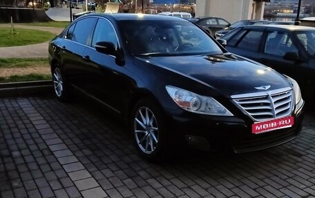 Hyundai Genesis I рестайлинг, 2010 год, 1 100 000 рублей, 1 фотография