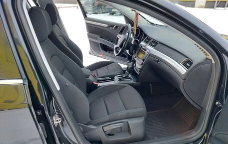 Skoda Superb III рестайлинг, 2014 год, 1 250 000 рублей, 23 фотография