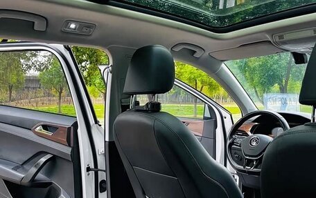 Volkswagen Tharu, 2022 год, 1 890 000 рублей, 16 фотография