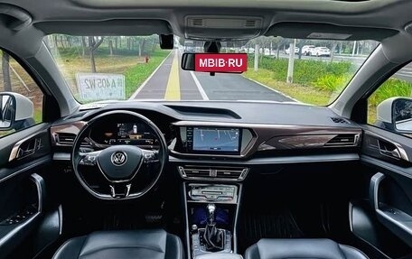 Volkswagen Tharu, 2022 год, 1 890 000 рублей, 12 фотография