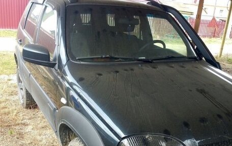 Chevrolet Niva I рестайлинг, 2019 год, 1 000 000 рублей, 3 фотография