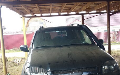 Chevrolet Niva I рестайлинг, 2019 год, 1 000 000 рублей, 7 фотография