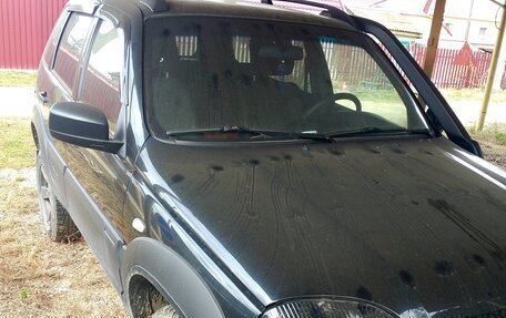 Chevrolet Niva I рестайлинг, 2019 год, 1 000 000 рублей, 6 фотография