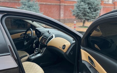 Chevrolet Cruze II, 2013 год, 800 000 рублей, 7 фотография