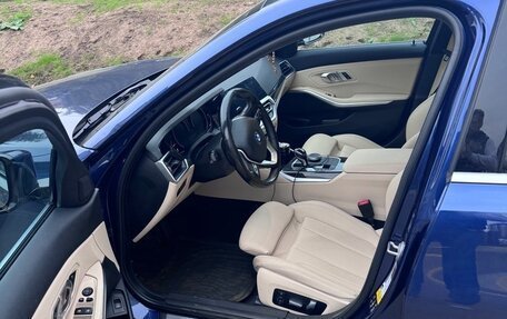 BMW 3 серия, 2019 год, 3 730 000 рублей, 7 фотография