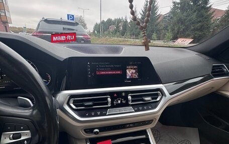 BMW 3 серия, 2019 год, 3 730 000 рублей, 10 фотография