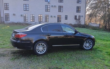 Hyundai Genesis I рестайлинг, 2010 год, 1 100 000 рублей, 12 фотография