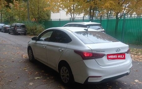 Hyundai Solaris II рестайлинг, 2018 год, 950 000 рублей, 4 фотография