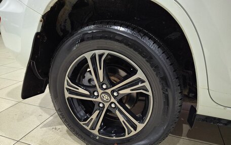 Toyota RAV4, 2011 год, 1 330 000 рублей, 24 фотография