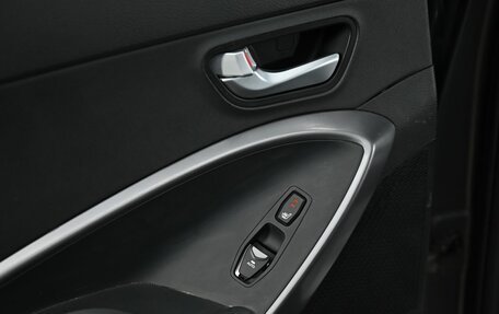 Hyundai Santa Fe III рестайлинг, 2015 год, 1 655 000 рублей, 14 фотография