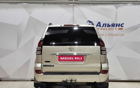 Toyota Land Cruiser Prado 120 рестайлинг, 2007 год, 1 700 000 рублей, 4 фотография