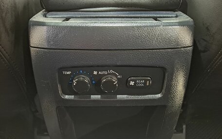 Toyota Land Cruiser Prado 120 рестайлинг, 2007 год, 1 700 000 рублей, 19 фотография