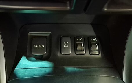 Toyota Land Cruiser Prado 120 рестайлинг, 2007 год, 1 700 000 рублей, 16 фотография