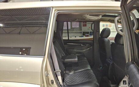 Toyota Land Cruiser Prado 120 рестайлинг, 2007 год, 1 700 000 рублей, 25 фотография