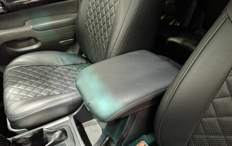 Toyota Land Cruiser Prado 120 рестайлинг, 2007 год, 1 700 000 рублей, 40 фотография