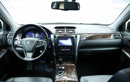 Toyota Camry, 2015 год, 2 470 000 рублей, 14 фотография