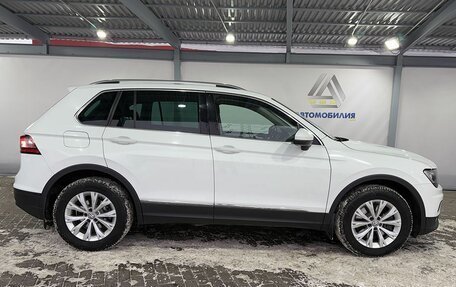 Volkswagen Tiguan I, 2018 год, 2 449 000 рублей, 6 фотография