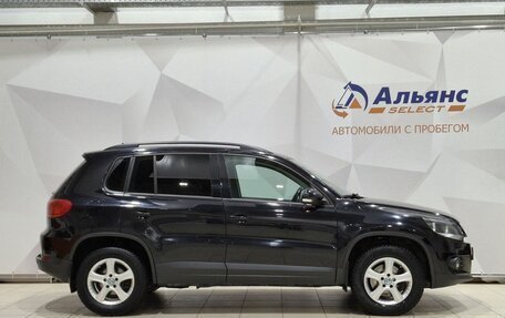 Volkswagen Tiguan I, 2011 год, 1 130 000 рублей, 2 фотография