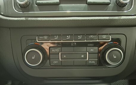 Volkswagen Tiguan I, 2011 год, 1 130 000 рублей, 15 фотография