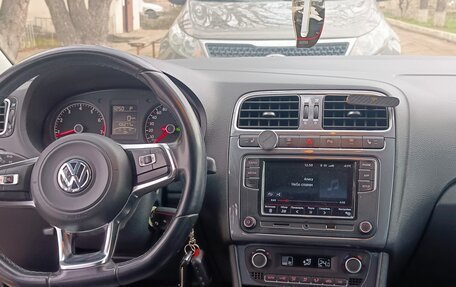 Volkswagen Polo VI (EU Market), 2019 год, 1 400 000 рублей, 2 фотография