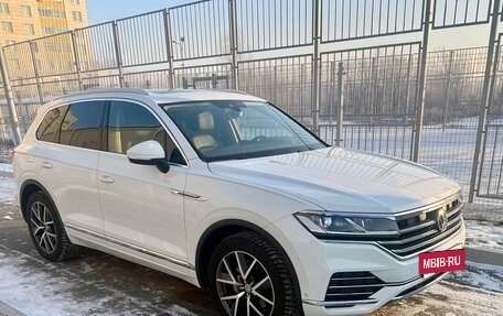Volkswagen Touareg III, 2020 год, 6 200 000 рублей, 2 фотография