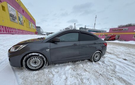 Hyundai Solaris II рестайлинг, 2011 год, 750 000 рублей, 2 фотография