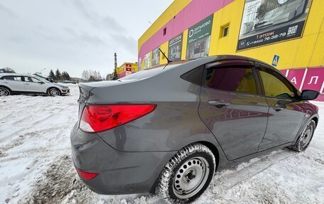 Hyundai Solaris II рестайлинг, 2011 год, 750 000 рублей, 4 фотография