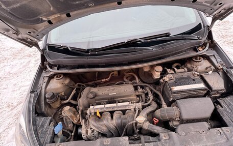 Hyundai Solaris II рестайлинг, 2011 год, 750 000 рублей, 11 фотография