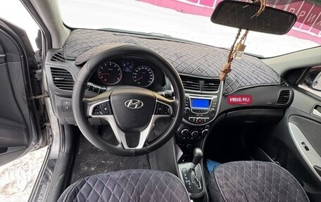 Hyundai Solaris II рестайлинг, 2011 год, 750 000 рублей, 10 фотография