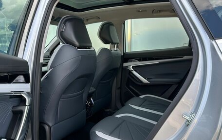 Geely Atlas, 2025 год, 3 970 990 рублей, 10 фотография