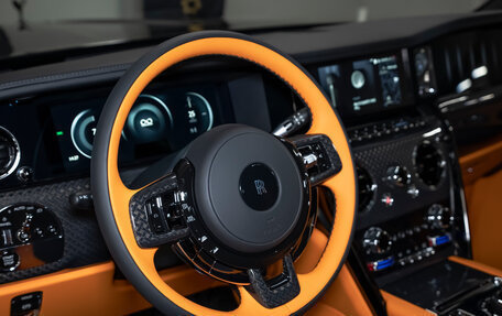 Rolls-Royce Cullinan, 2025 год, 69 500 000 рублей, 19 фотография