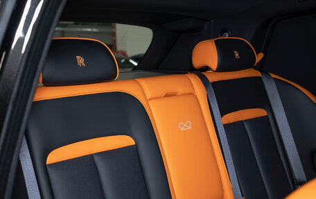 Rolls-Royce Cullinan, 2025 год, 69 500 000 рублей, 33 фотография