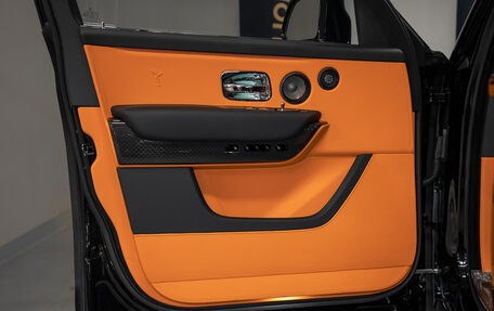 Rolls-Royce Cullinan, 2025 год, 69 500 000 рублей, 24 фотография