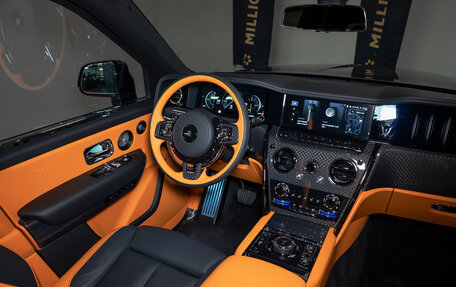 Rolls-Royce Cullinan, 2025 год, 69 500 000 рублей, 37 фотография