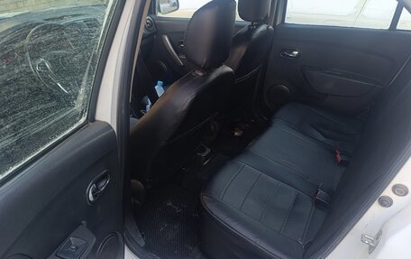 Renault Logan II, 2020 год, 340 000 рублей, 8 фотография